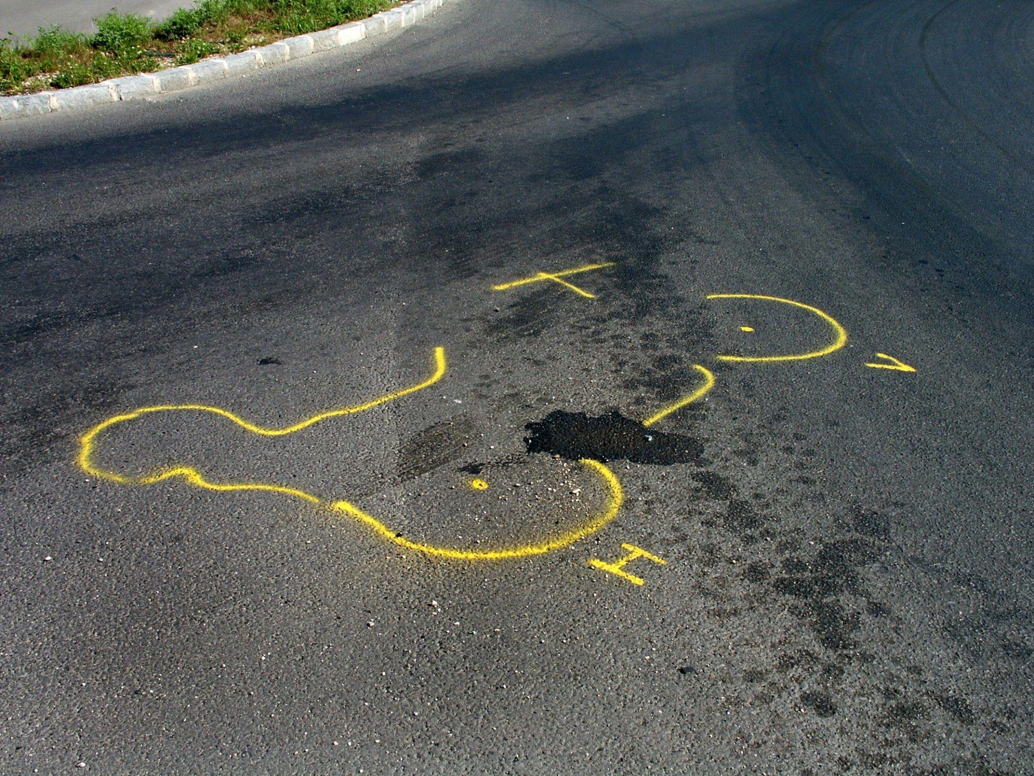 Symbolbild: In Anthering ist es Montagabend zu einem schweren Verkehrsunfall mit einem Moped gekommen.