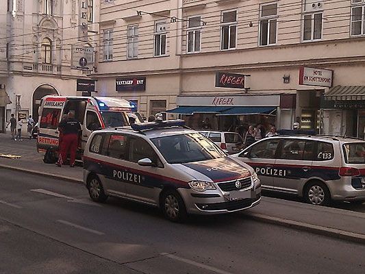 Auf der Währinger Straße geschah ein Unfall Auf der Währinger Straße geschah ein Unfall