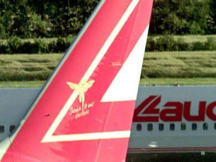 Mitten in der nacht sollten 189 Passagiere der Lauda Air ihre Weiterreise von Bratislava nach Wien selbst organisieren.