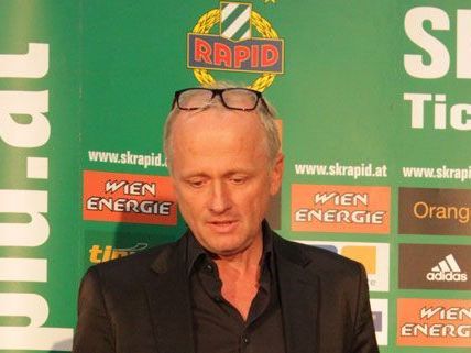 Andy marek wird sich in Zukunf aus der Betreuung der aktiven fans zurückziehen. Andy marek wird sich in Zukunf aus der Betreuung der aktiven fans zurückziehen.