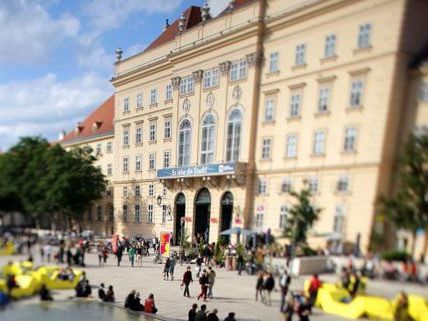 Im Museumsquartier werden am Wochenende die letzten Tickets für den Trachtenpärchenball vergeben