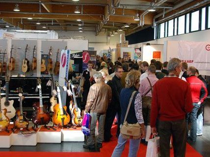 Die "Music Austria" lädt Musik- und Instrumente-Interessierte zum Austausch ein. Die "Music Austria" lädt Musik- und Instrumente-Interessierte zum Austausch ein.