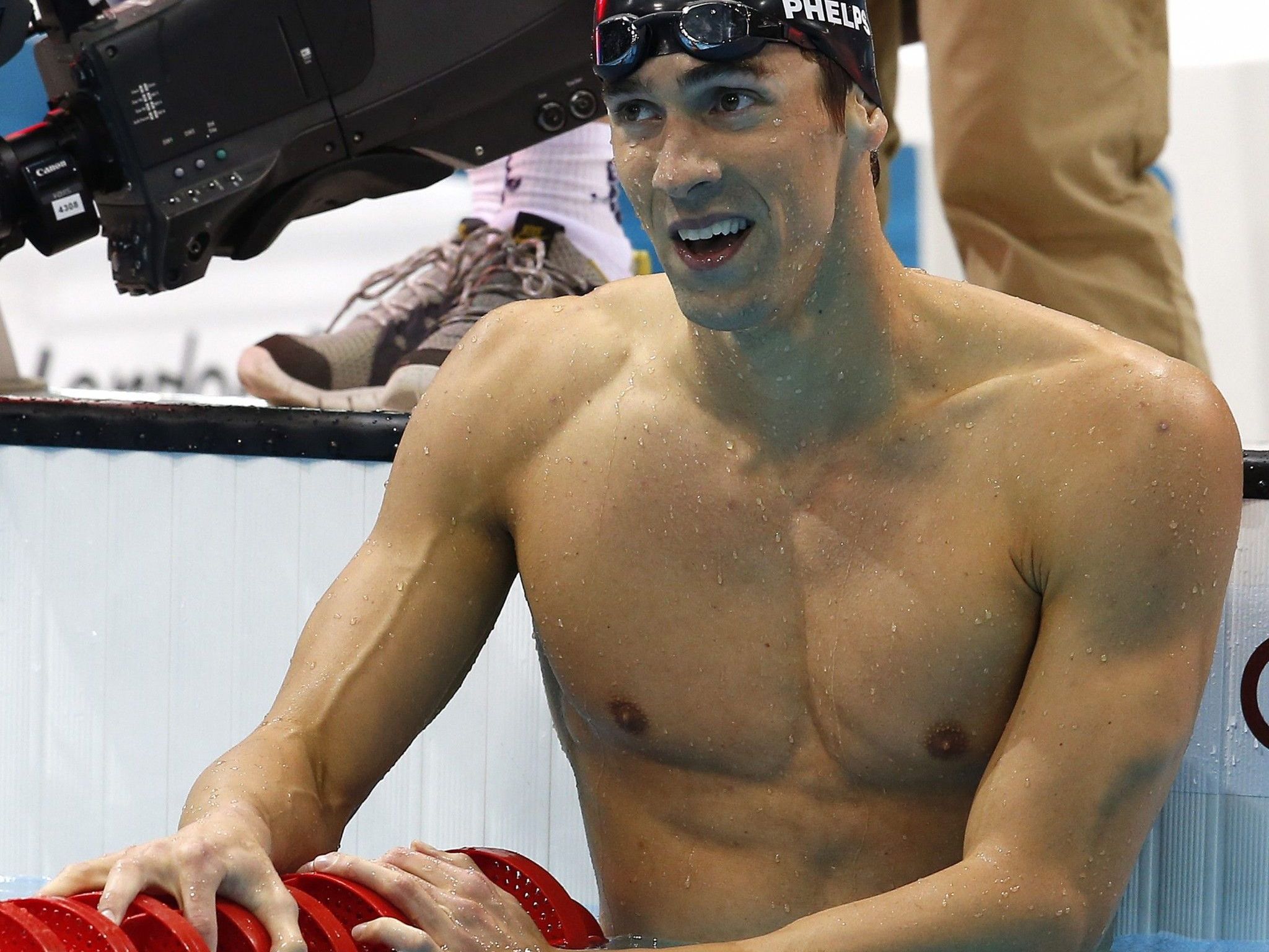 Triumphaler Erfolg für Michael Phelbs. Triumphaler Erfolg für Michael Phelbs.