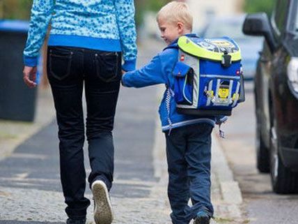 74 Kinder wurden 2011 bei Unfällen auf dem Schulweg verletzt.