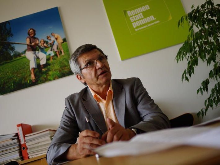 Vorarlberger Sportkonzept: Zwischenbilanz von LR Stemer. Vorarlberger Sportkonzept: Zwischenbilanz von LR Stemer.