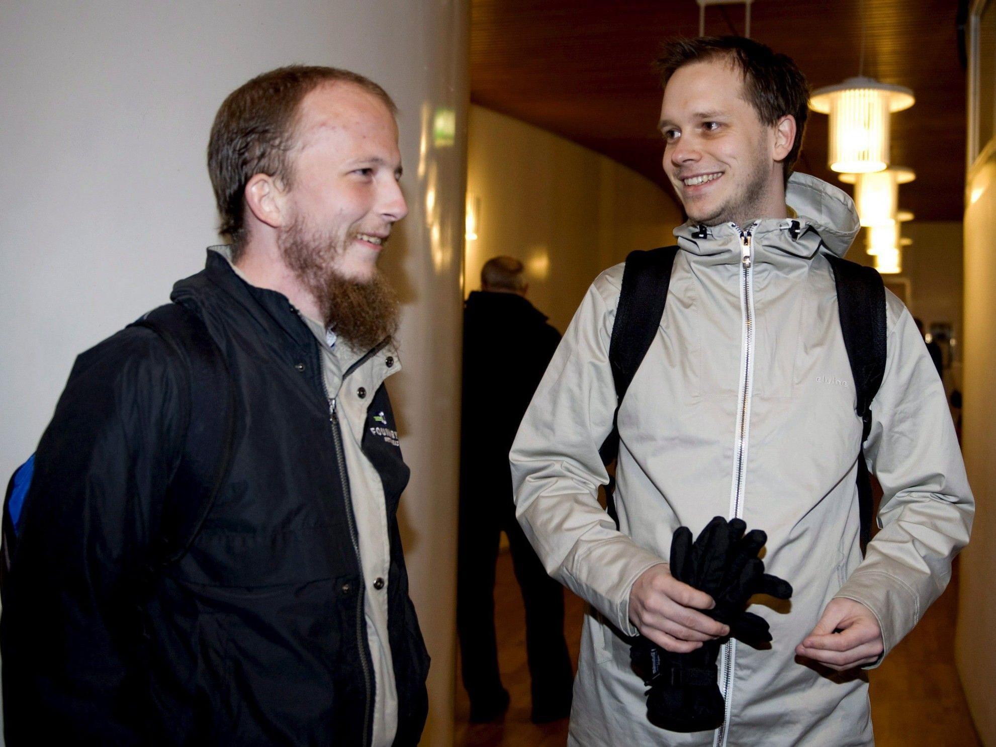 Pirate Bay: Gottfrid Svartholm Warg (links) und Peter Sunde beim Prozess in Stockholm.