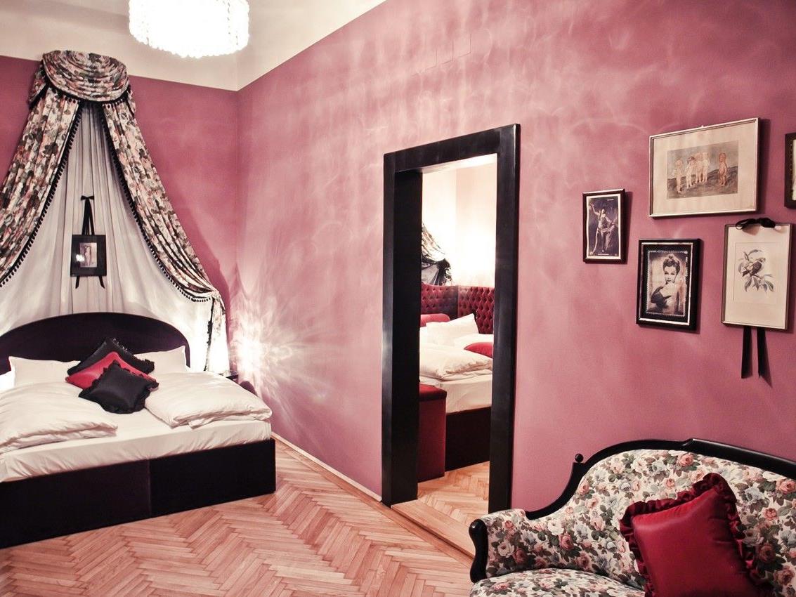 Lena Hoschek krierte dieses Zimmer im Hotel Alstadt Vienna.