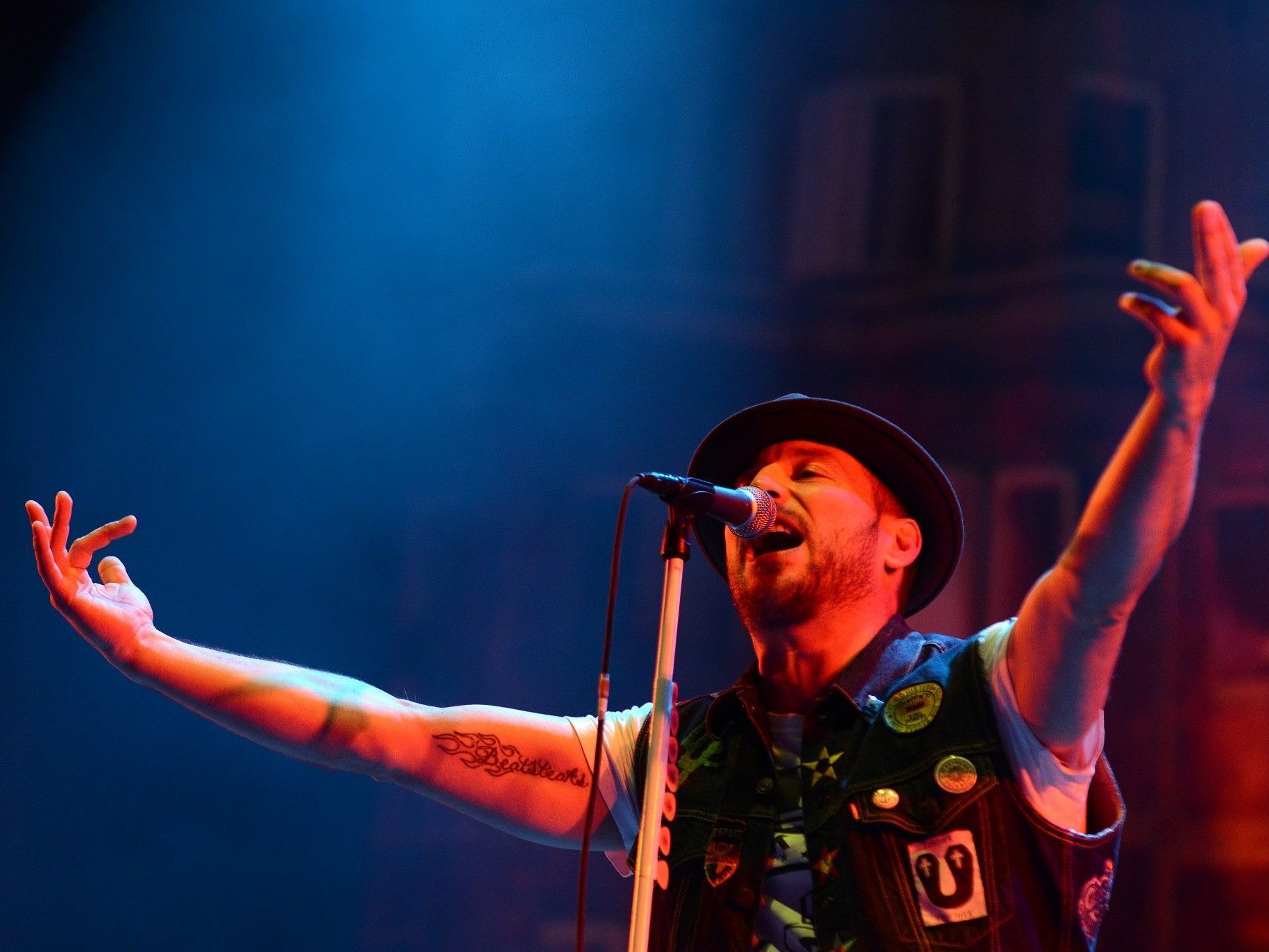 Die Beatsteaks haben bekannt gegeben, dass sich ihr Drummer erholt Die Beatsteaks haben bekannt gegeben, dass sich ihr Drummer erholt