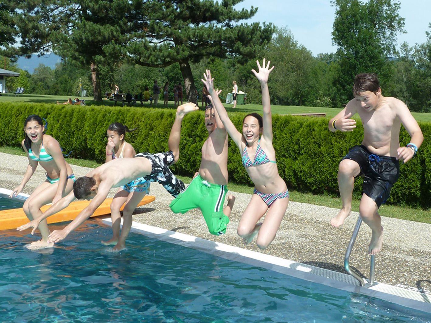 Die Schüler der VMS Herrenried hatten ihren Spaß beim Sport- und Badetag in den Rheinauen.