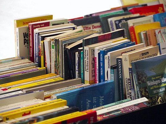 Jede Menge Lesestoff zum kleinen Preis gibt's beim Hauptbücherei-Flohmarkt Jede Menge Lesestoff zum kleinen Preis gibt's beim Hauptbücherei-Flohmarkt