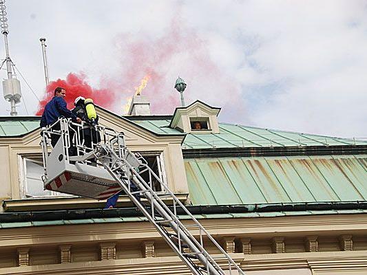 Beim Wiener Feuerwehrfest wird beispielsweise Menschenrettung bei Bränden demonstriert