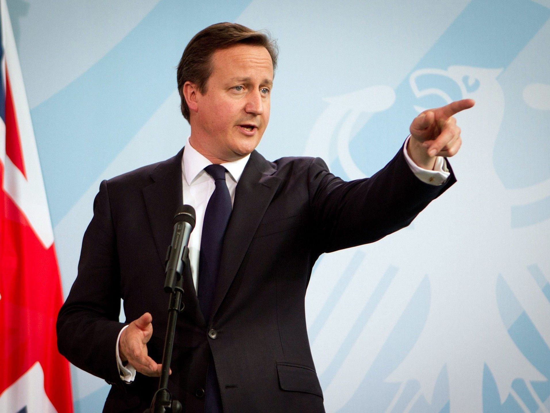 Medien: Premier will EU-Mitgliedschaft infrage stellen. Medien: Premier will EU-Mitgliedschaft infrage stellen.