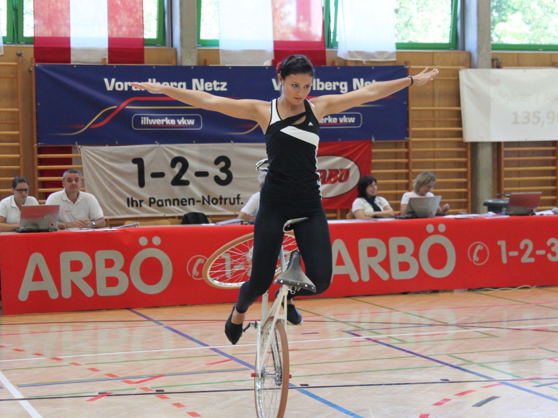 Die Meiningerin Adriana Mathis wurde in Koblach beim 2. Swiss Austria Masters Siegerin im 1er Frauen. Die Meiningerin Adriana Mathis wurde in Koblach beim 2. Swiss Austria Masters Siegerin im 1er Frauen.