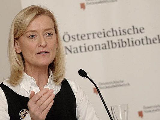 Generaldirektorin Johanna Rachinger informierte über die Zukunftspläne der Nationalbibliothek Generaldirektorin Johanna Rachinger informierte über die Zukunftspläne der Nationalbibliothek