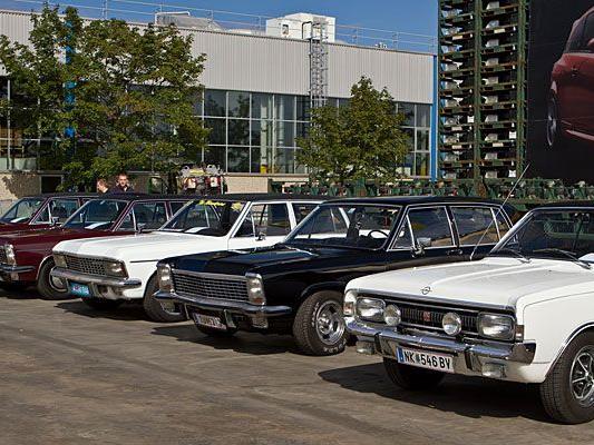 Zum doppelten runden Opel-Jubiläum war in Wien so mancher Oldtimer zu bestaunen