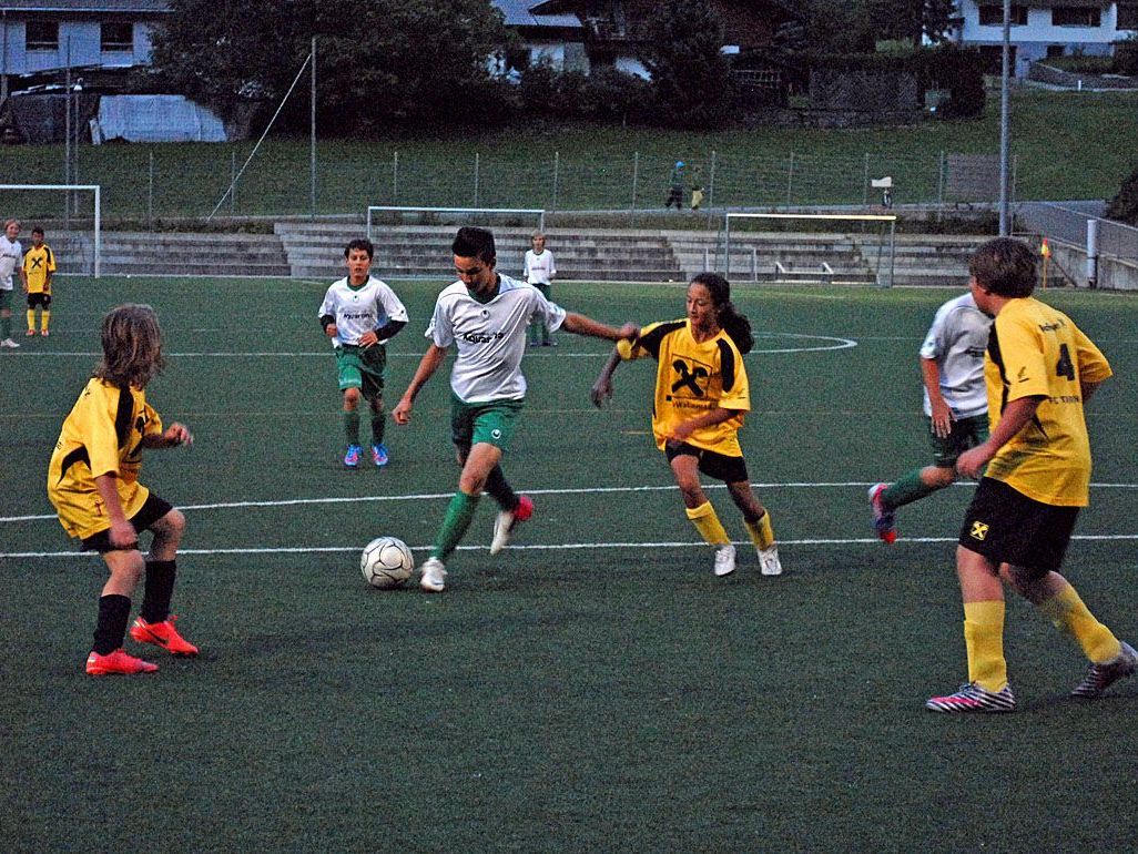 U13-Spiel auf dem Sportplatz in Gaschurn: SPG Montafon - FC Thüringen U13-Spiel auf dem Sportplatz in Gaschurn: SPG Montafon - FC Thüringen
