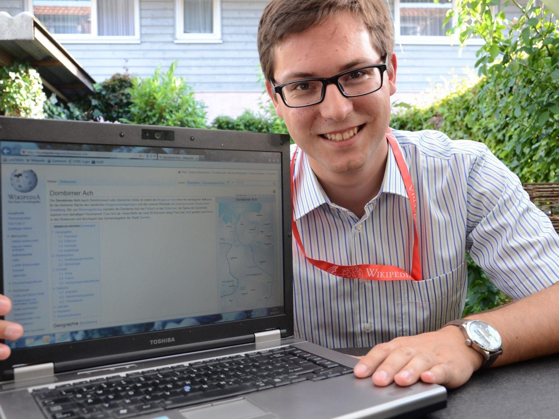 Der 22-jährige Thomas Planinger ist Autor für die Online-Enzyklopädie Wikipedia und Mitarbeiter der WikiCon 2012.