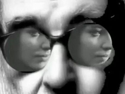Der9 0-jährige legendäre französische Filmessayist Chris Marker hat den Viennale Trailer gedreht Der9 0-jährige legendäre französische Filmessayist Chris Marker hat den Viennale Trailer gedreht
