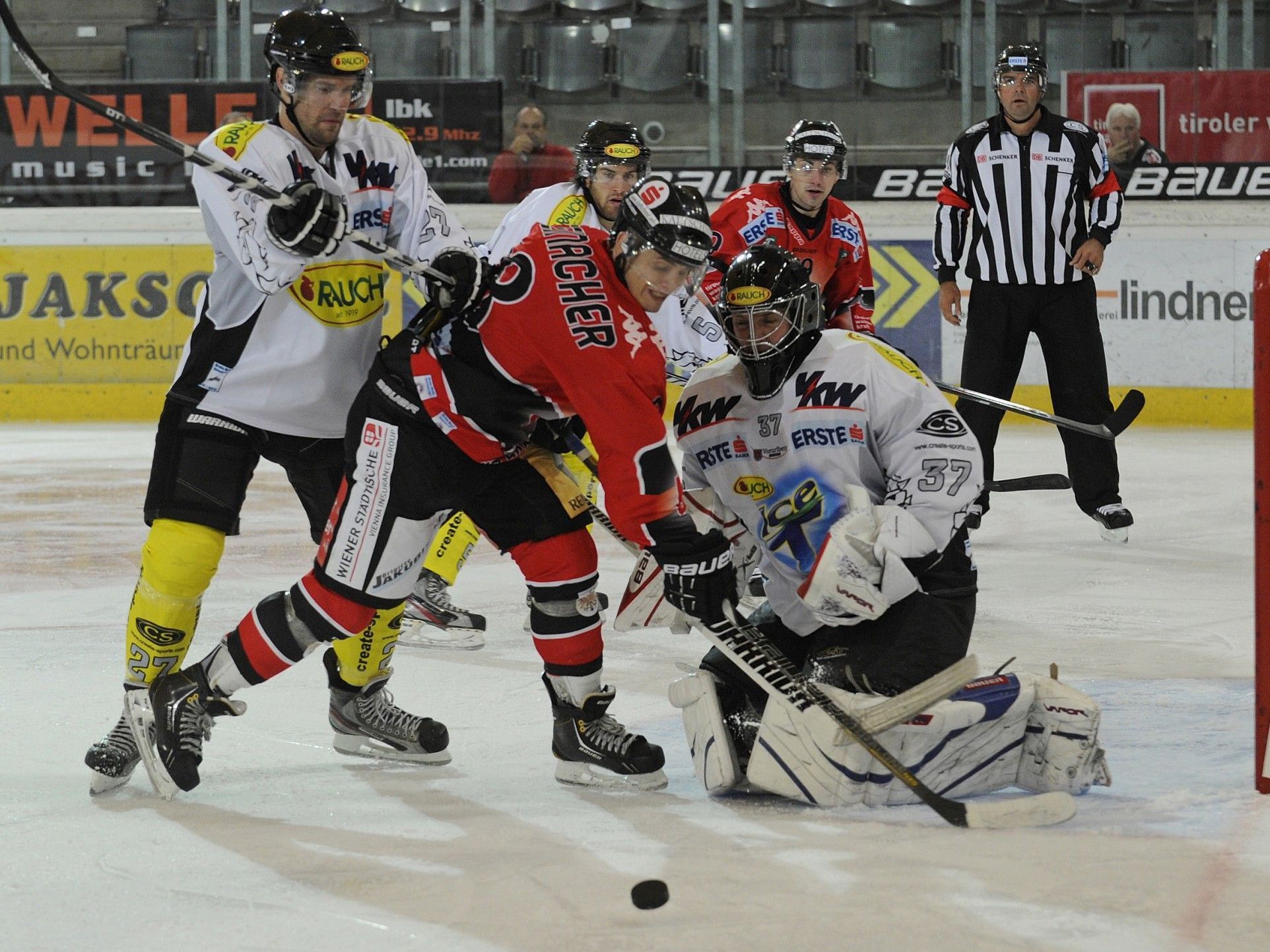 Die Zuseher in Innsbruck sahen ein knappes Match Die Zuseher in Innsbruck sahen ein knappes Match
