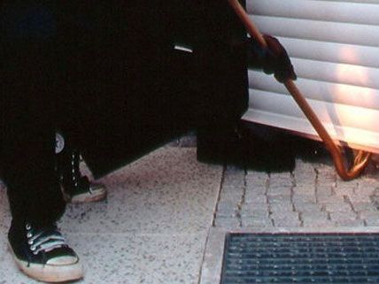 Der Einbruch in die Bäckerei in Penzin misslang, der Täter wurde verhaftet. Der Einbruch in die Bäckerei in Penzin misslang, der Täter wurde verhaftet.
