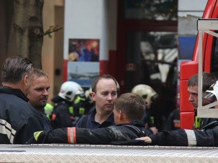 Nach dem Großbrand in Wien sind die Einsatzarbeiten beendet. Nach dem Großbrand in Wien sind die Einsatzarbeiten beendet.