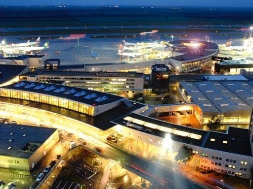 Bei dem Unfall am Flughafen Wien gab es glücklicherweise keine Verletzten. Bei dem Unfall am Flughafen Wien gab es glücklicherweise keine Verletzten.