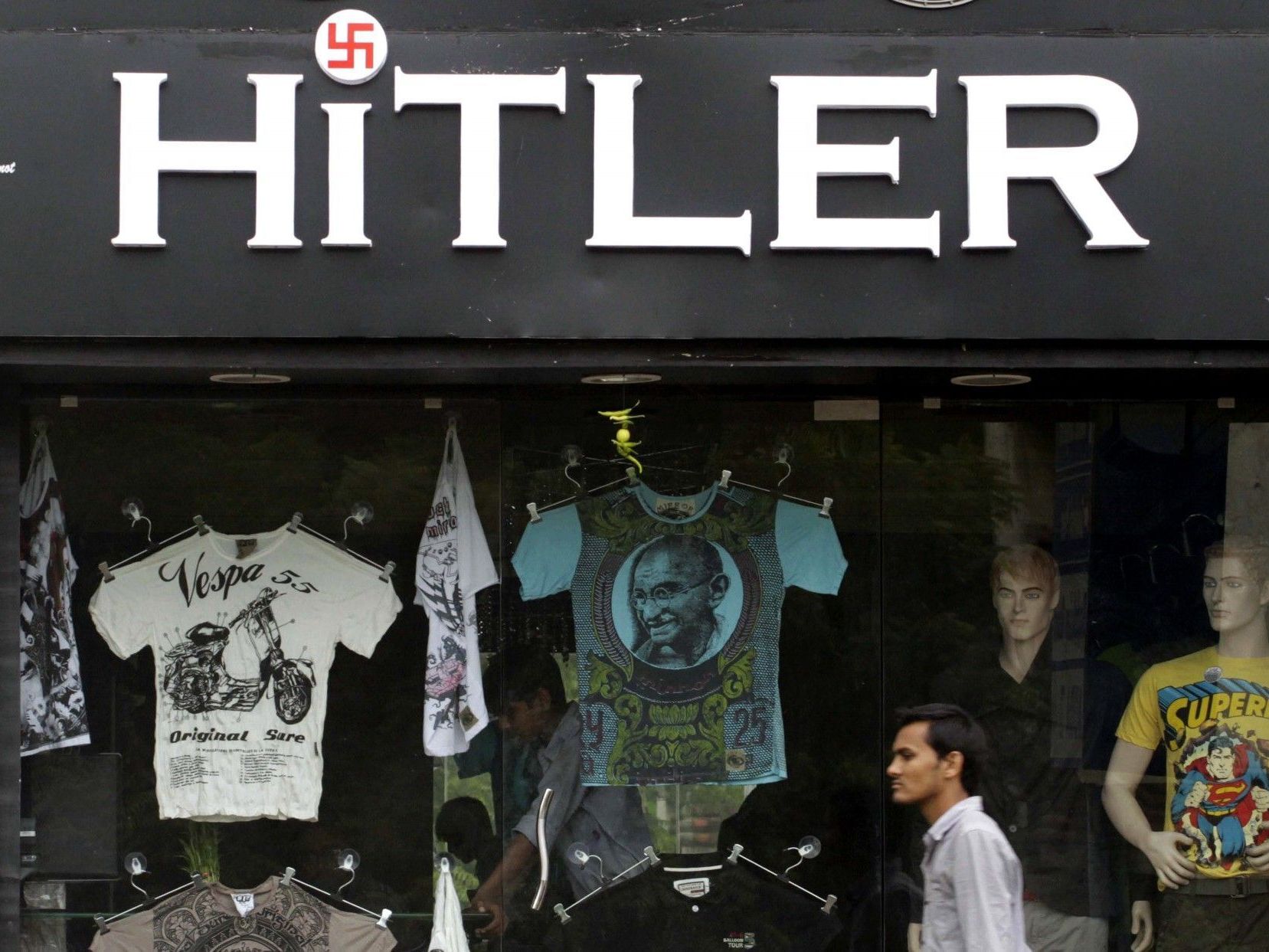 Das "Hitler-Geschäft" war im August in der westindischen Großstadt Ahmedabad eröffnet worden. Das "Hitler-Geschäft" war im August in der westindischen Großstadt Ahmedabad eröffnet worden.