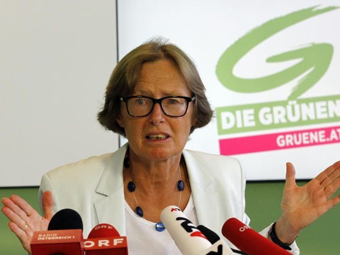 Moser legt Amt zurück Moser legt Amt zurück