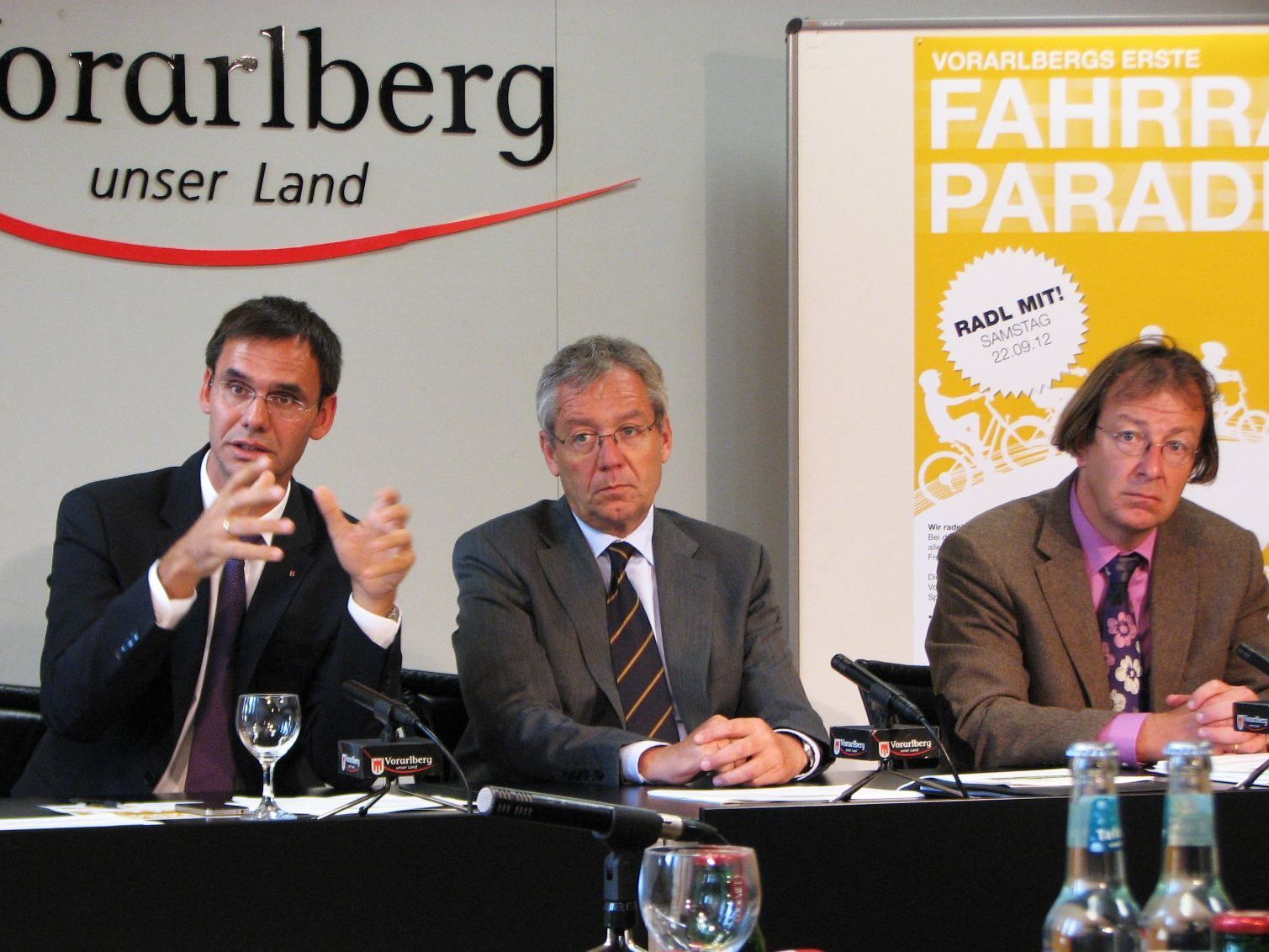 LH Wallner, LSth. Rüdisser und Martin Scheuermaier gaben im Pressefoyer einen Ausblick auf die MOBILWoche 2012. LH Wallner, LSth. Rüdisser und Martin Scheuermaier gaben im Pressefoyer einen Ausblick auf die MOBILWoche 2012.
