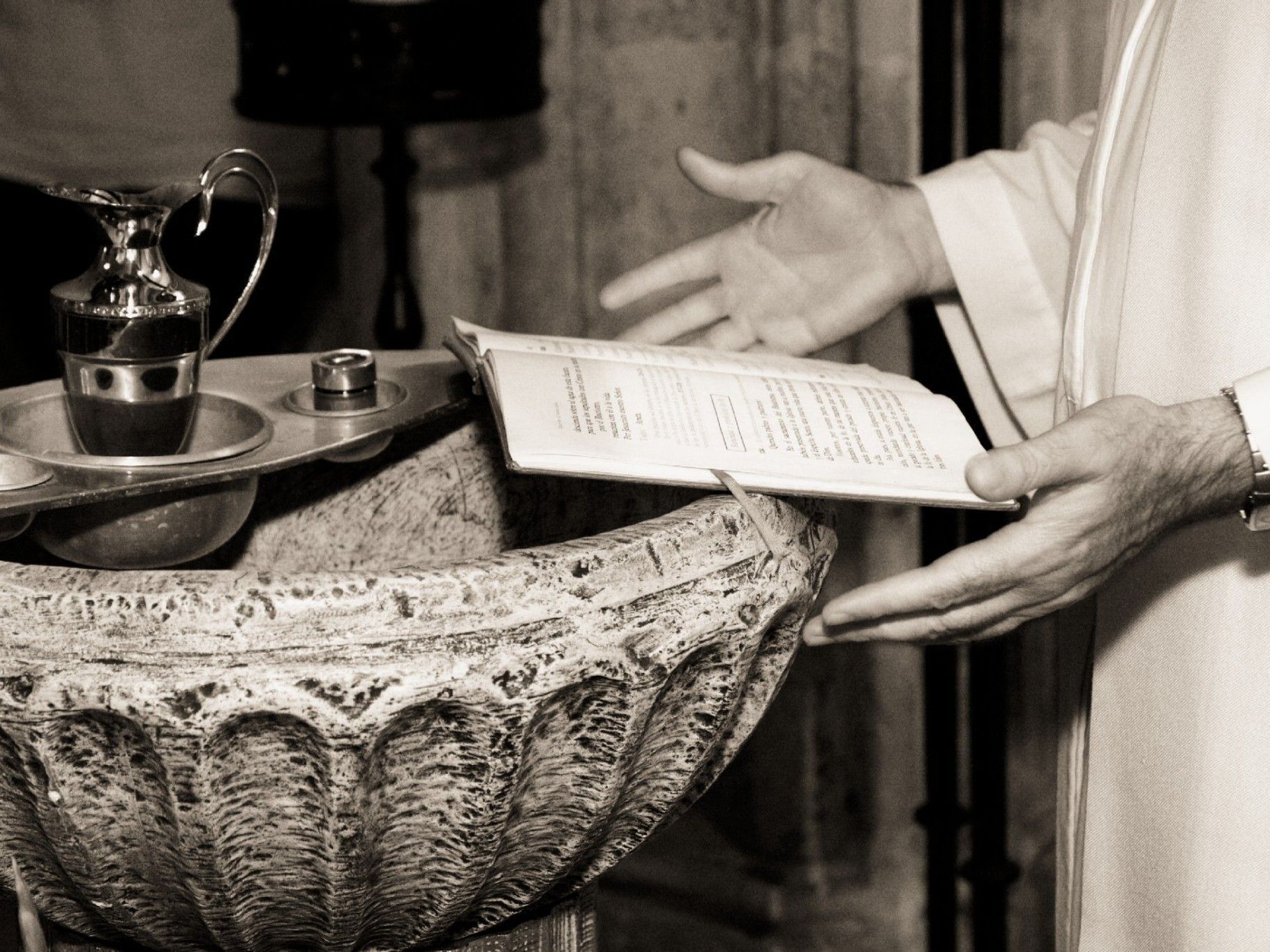Tiroler Priester wird Amt niederlegen. Tiroler Priester wird Amt niederlegen.