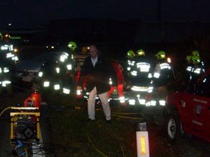 Schwerer Verkehrsunfall mit eingeschlossener Person in Leobersdorf