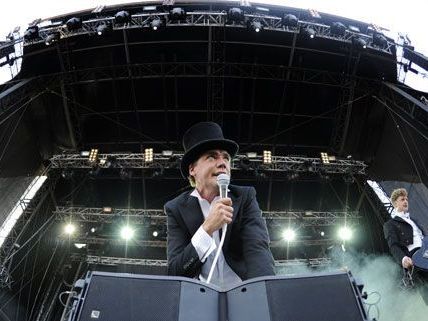 The Hives live erleben? VIENNA.AT verlost 1x2 Tickets für das Konzert der Schweden im Wiener Gasometer The Hives live erleben? VIENNA.AT verlost 1x2 Tickets für das Konzert der Schweden im Wiener Gasometer
