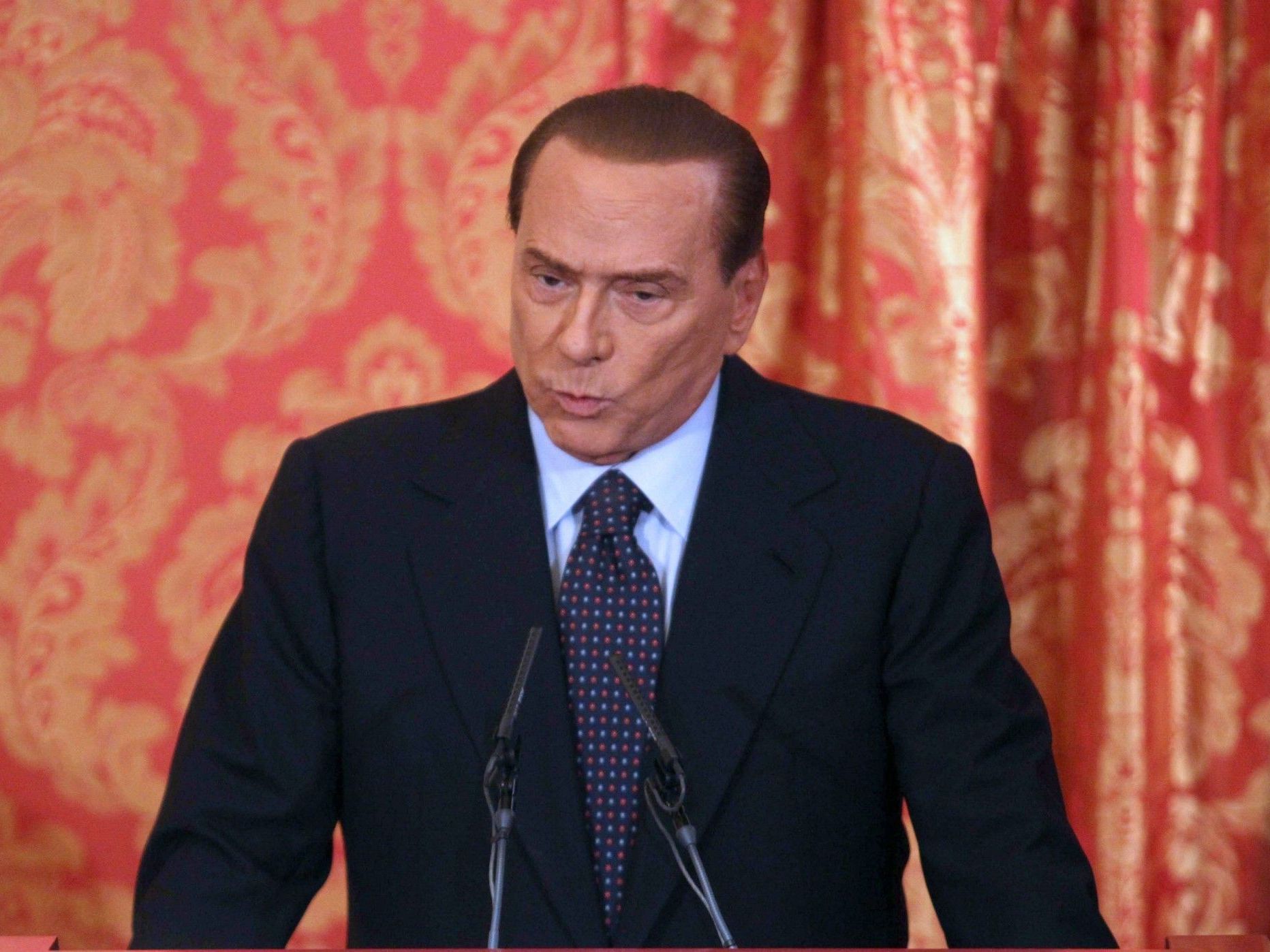 Berlusconi macht ernst: Beschluss über Zukunft des Fachleutekabinetts in den nächsten Tagen. Berlusconi macht ernst: Beschluss über Zukunft des Fachleutekabinetts in den nächsten Tagen.
