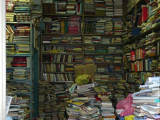 Buchhandlungen gibt es viele - in den Wiener Spezial-Buchhandlungen ist man mit seinen Interessen bestens aufgehoben Buchhandlungen gibt es viele - in den Wiener Spezial-Buchhandlungen ist man mit seinen Interessen bestens aufgehoben