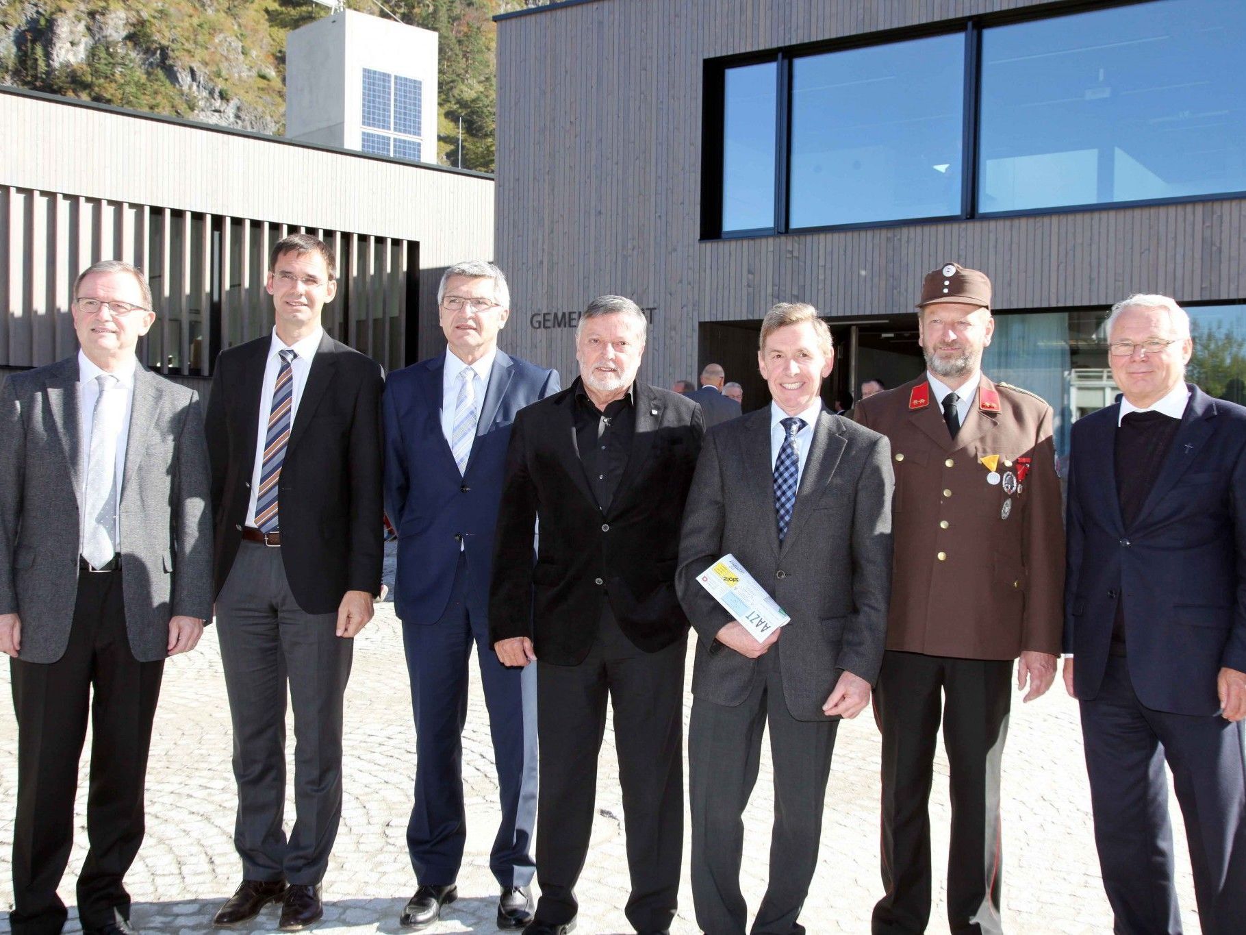 Das neue Gemeinde-Zentrum Lorüns wurde im Beisein zahlreicher Gäste feierlich eröffnet.