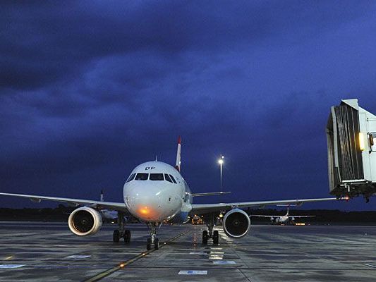 Es kam zu einer Sicherheitslandung in Wien-Schwechat wegen eines Treibstofflecks Es kam zu einer Sicherheitslandung in Wien-Schwechat wegen eines Treibstofflecks