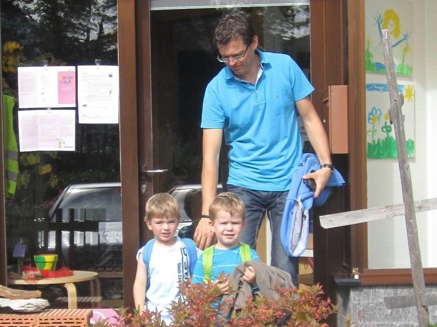Zu Fuß statt mit dem Auto vom Kindergarten nach Hause hieß die Devise in den Nenzinger Kindergärten.