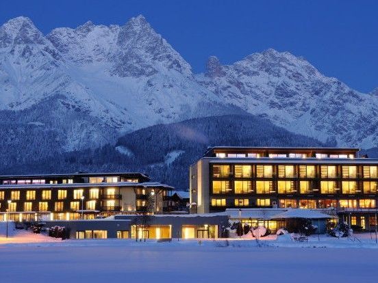 Wir verlosen ein Genusswochenende im Superiorhotel Ritzenhof. Wir verlosen ein Genusswochenende im Superiorhotel Ritzenhof.