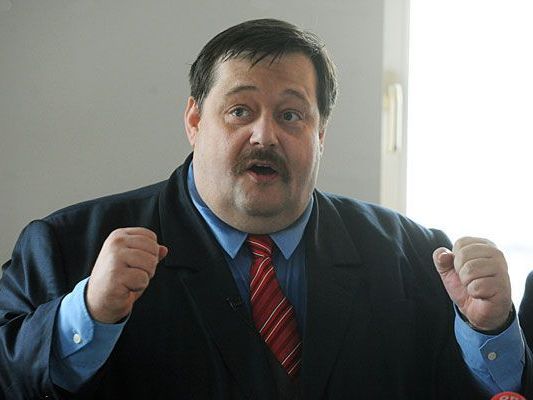 Werner Gruber, bekannt aus den "Science Busters", leitet künftig drei Astronomie-Einrichtungen in Wien Werner Gruber, bekannt aus den "Science Busters", leitet künftig drei Astronomie-Einrichtungen in Wien
