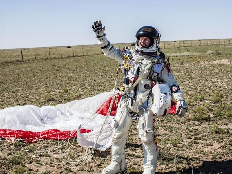 Mit dem Stratos-Sprung verabschiedet sich Baumgartner von der Extremsportler-Bühne Mit dem Stratos-Sprung verabschiedet sich Baumgartner von der Extremsportler-Bühne