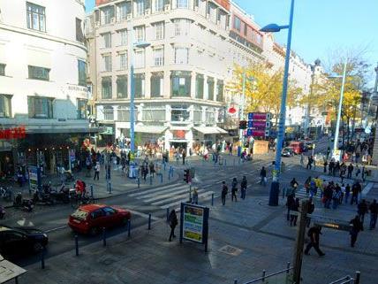 Bei der Umgestaltung der Wiener Mariahilfer Straße gehen auch Parkplätze verloren.