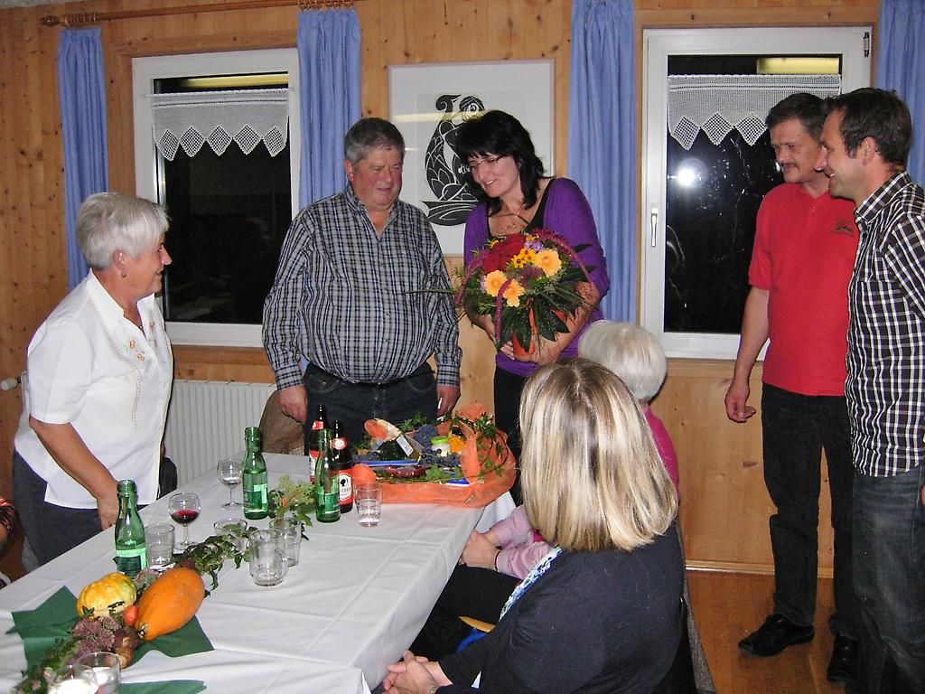 Ehrung Elisabeth u. Paul Sohm durch Obleuteteam des OGV Alberschwende Ehrung Elisabeth u. Paul Sohm durch Obleuteteam des OGV Alberschwende