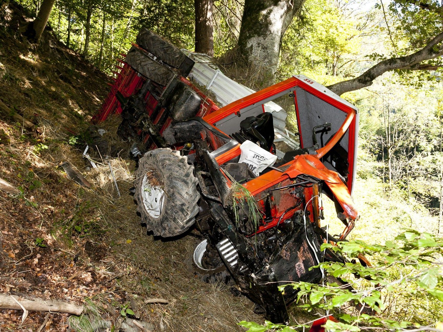 Absturz einer Zugmaschine in Schruns Absturz einer Zugmaschine in Schruns