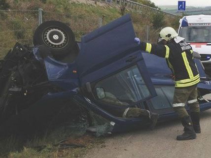 Am Mittwoch ereignete sich auf der S3 in Hollabrunn ein schwerer Verkehrsunfall. Am Mittwoch ereignete sich auf der S3 in Hollabrunn ein schwerer Verkehrsunfall.