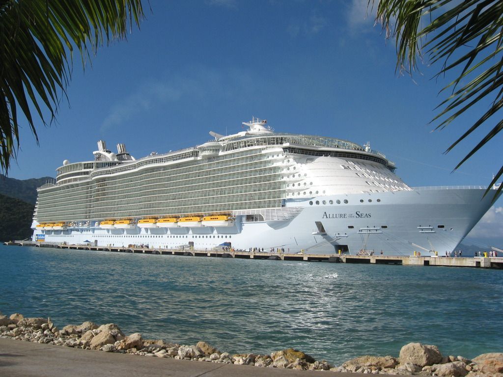 "Musikantenstadl"-Kreuzfahrt: Mit der "Allure of the Seas" durch die Karibik. "Musikantenstadl"-Kreuzfahrt: Mit der "Allure of the Seas" durch die Karibik.