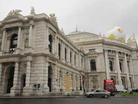 Burgtheater-Anmietung - Telekom Austria weist Vorwürfe zurück