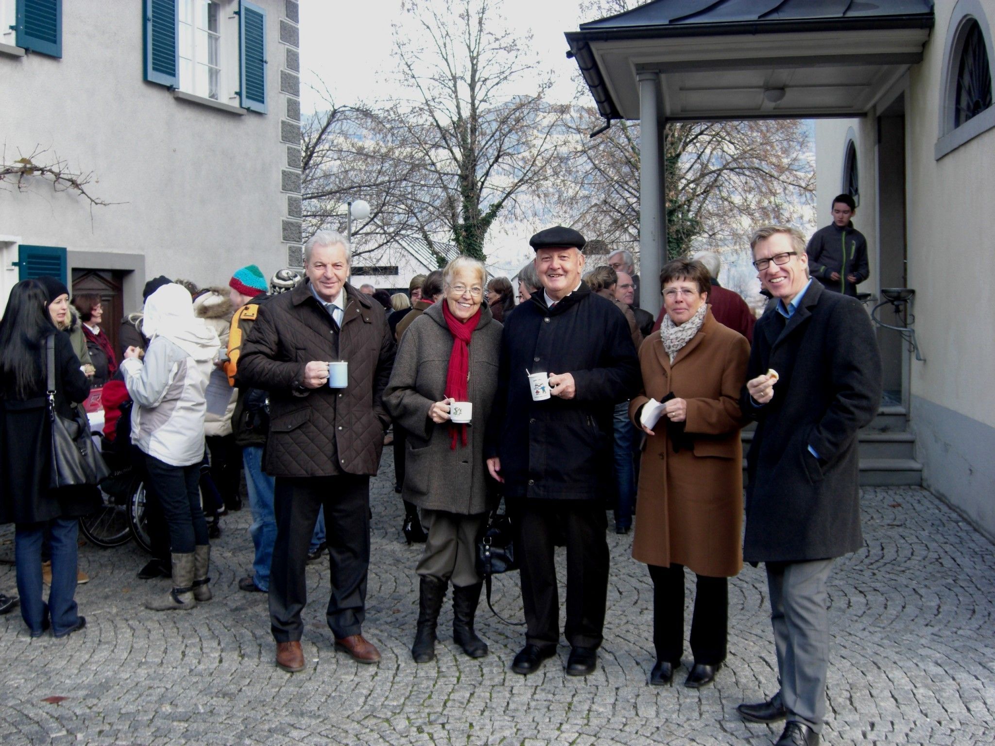 Vr.n.l.: "Festprediger" Martin Hagleitner-Huber, Waltraud Summer, Obmann Oskar Summer, Evi Summer, Ferdl Mayer. Vr.n.l.: "Festprediger" Martin Hagleitner-Huber, Waltraud Summer, Obmann Oskar Summer, Evi Summer, Ferdl Mayer.
