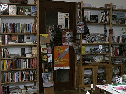 Im ChickLit, der einzigen feministischen Buchhandlung Wiens Im ChickLit, der einzigen feministischen Buchhandlung Wiens