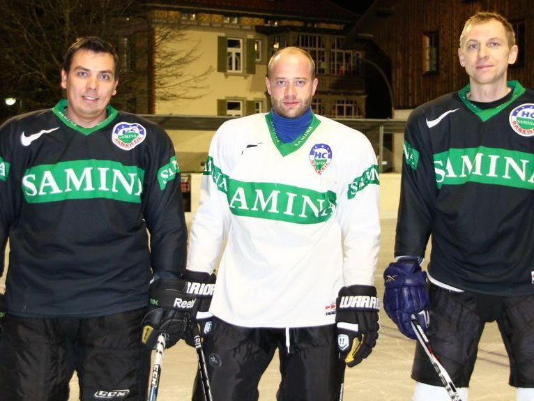 Spielertrainer Michal Kopas (l.), Philipp Amann und Legionär Tomas Kucharcik freut sich auf die Saison. Spielertrainer Michal Kopas (l.), Philipp Amann und Legionär Tomas Kucharcik freut sich auf die Saison.