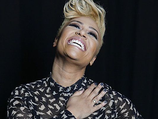 Emeli Sandé ist zur Zeit ganz groß im Musikgeschäft. Emeli Sandé ist zur Zeit ganz groß im Musikgeschäft.